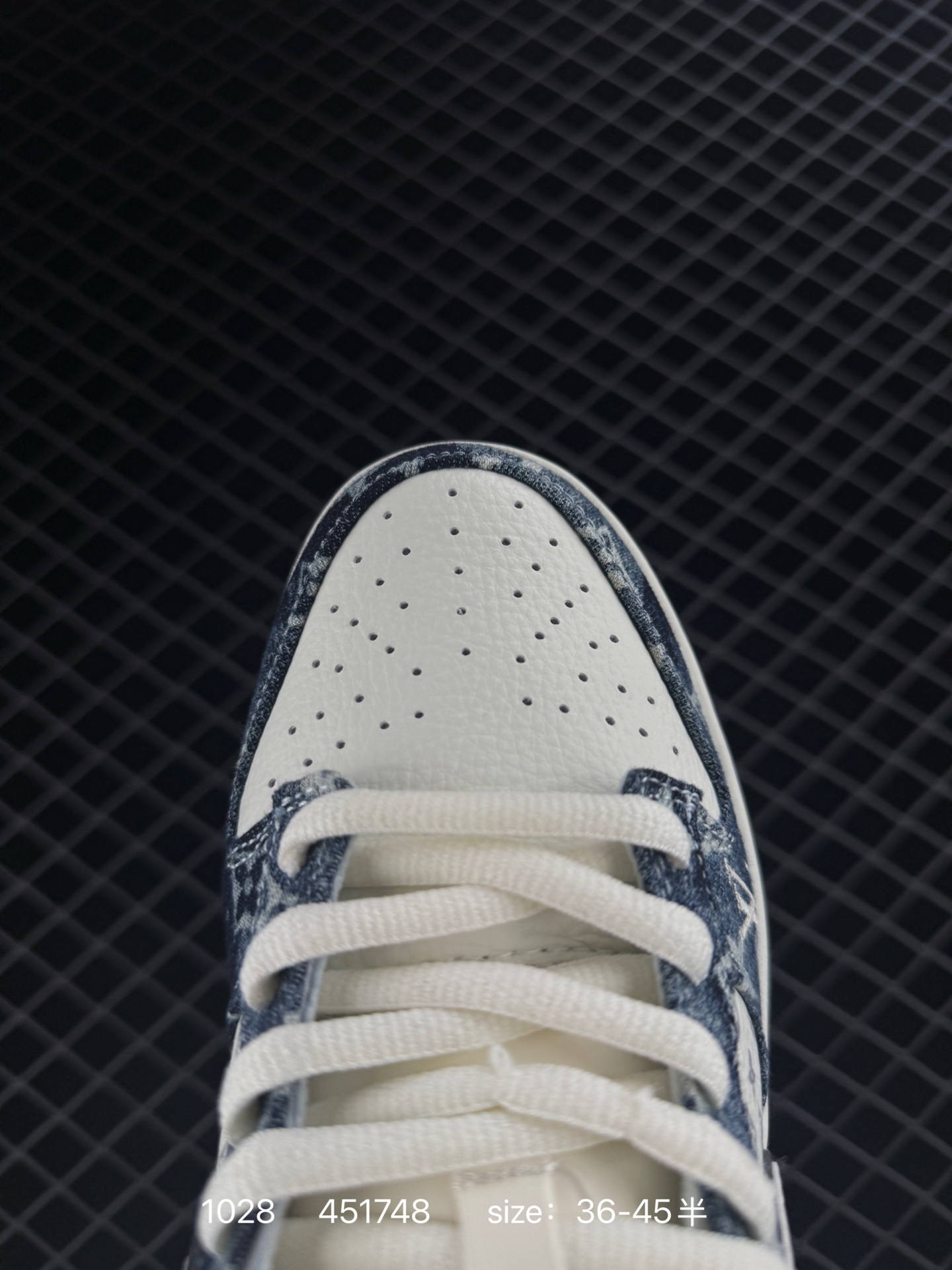 Air Jordan 1 Retro Low